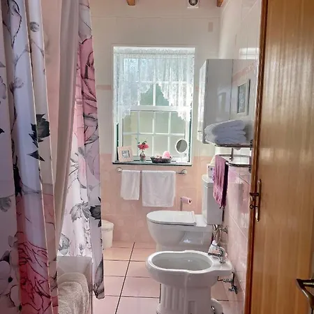 Dream By The Sea مادالينا